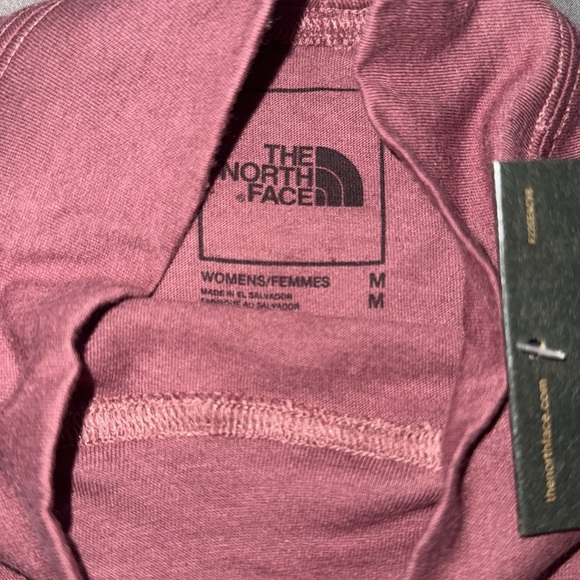 NWT NorthFace Tee - Picture 4 of 8